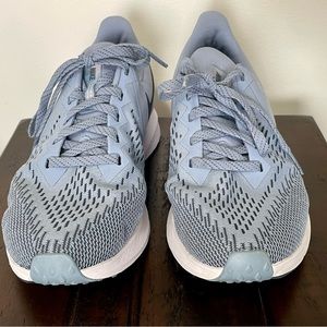Nike Women’s Air Zoom Winflo 6 Running Shoe